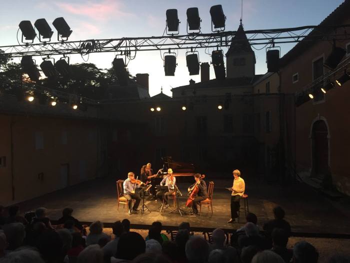 13926030_1229273763773495_2940330525886165713_o-1